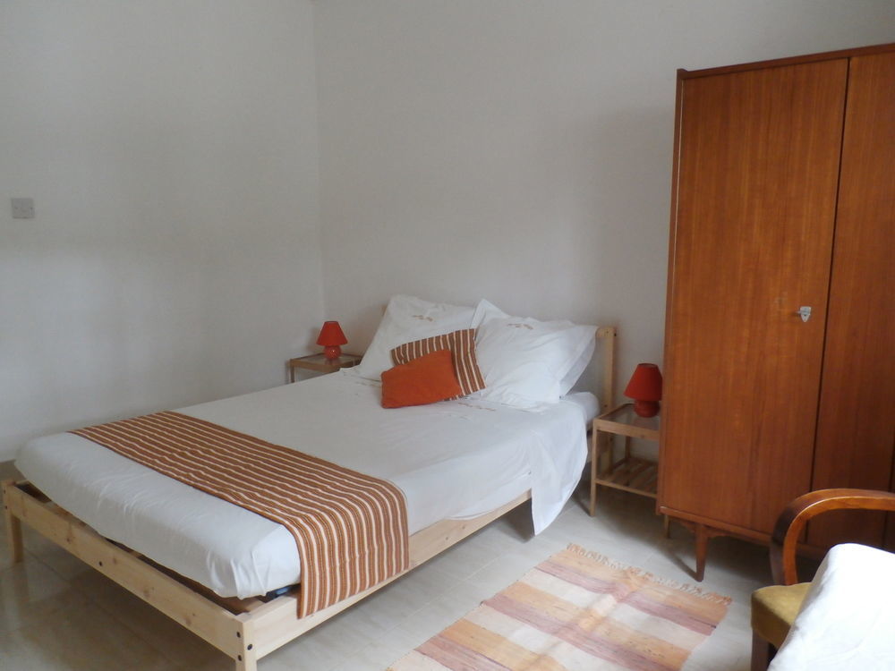 B & B Villa Calliandra Bijilo ภายนอก รูปภาพ