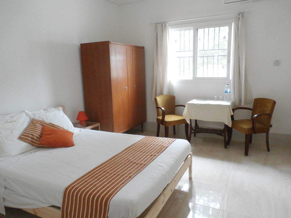 B & B Villa Calliandra Bijilo ภายนอก รูปภาพ