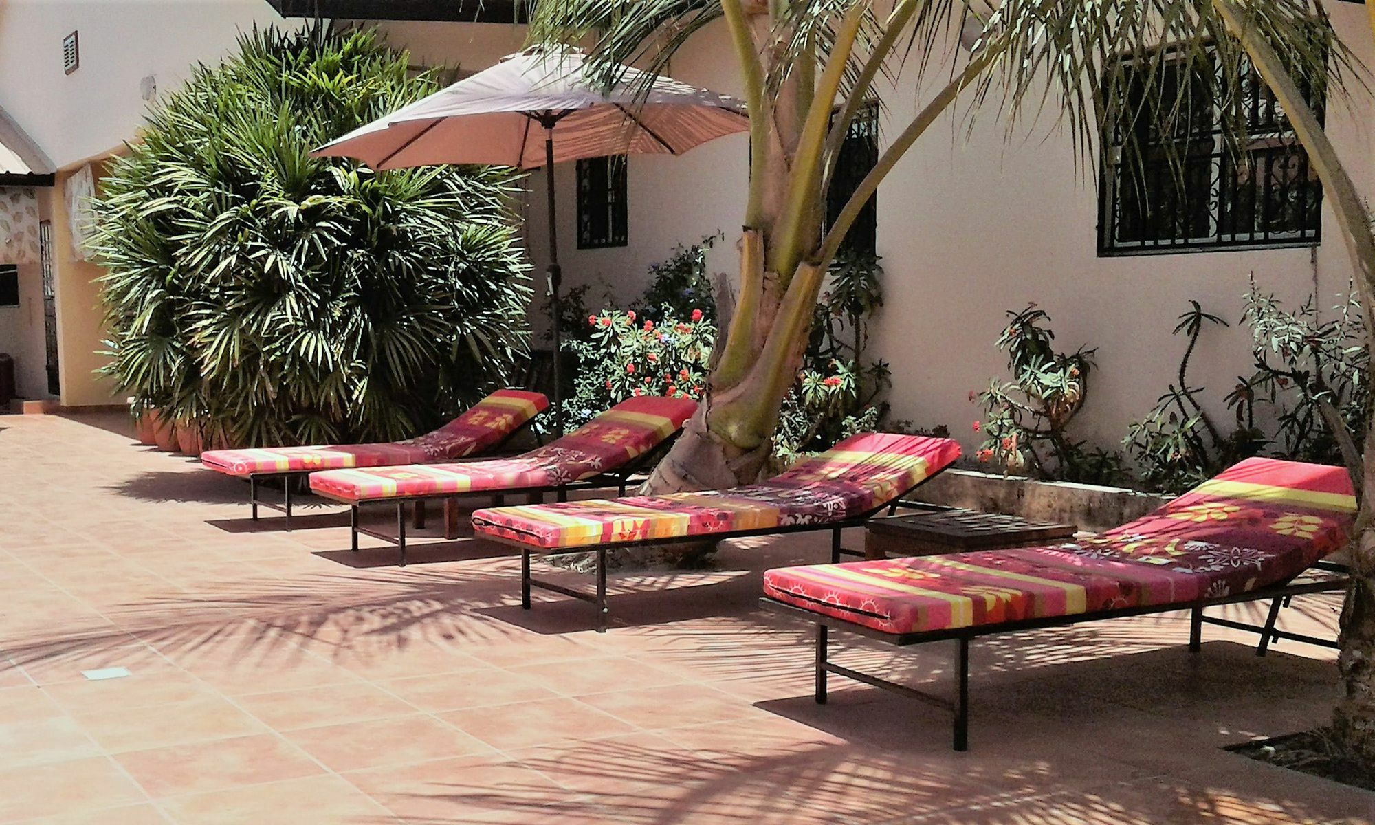 B & B Villa Calliandra Bijilo ภายนอก รูปภาพ