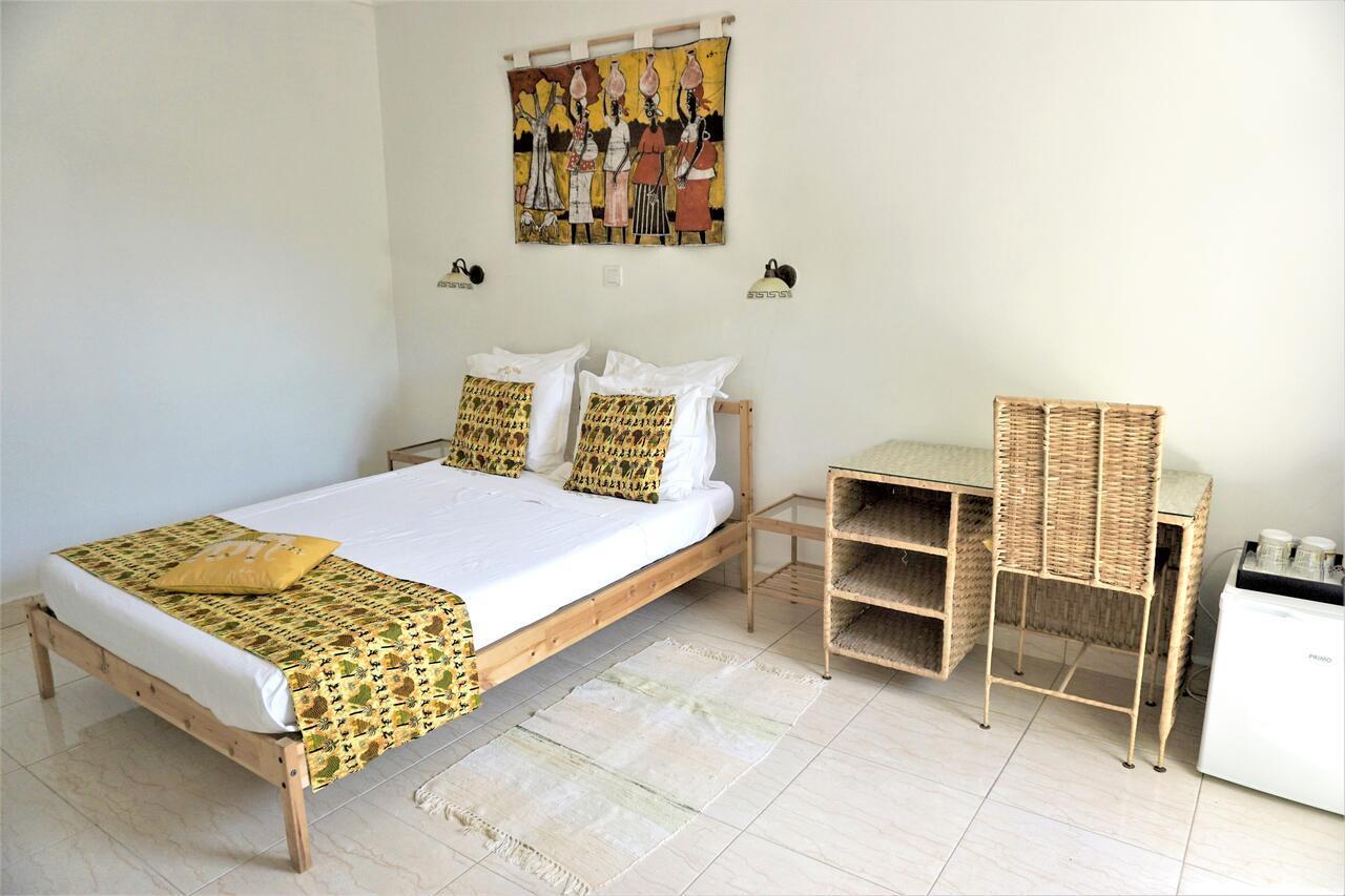 B & B Villa Calliandra Bijilo ภายนอก รูปภาพ