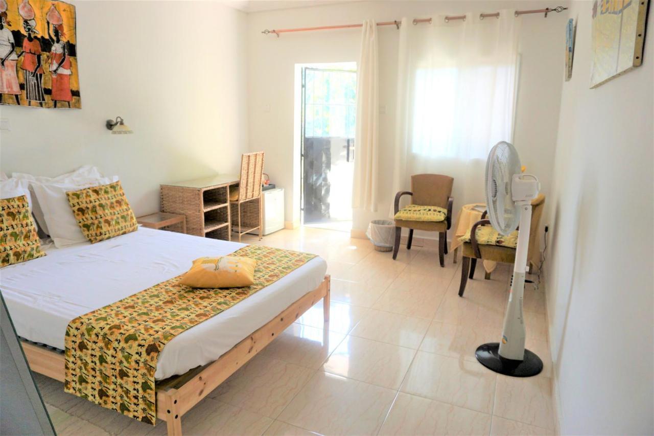 B & B Villa Calliandra Bijilo ภายนอก รูปภาพ