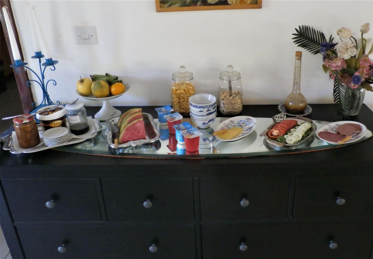 B & B Villa Calliandra Bijilo ภายนอก รูปภาพ
